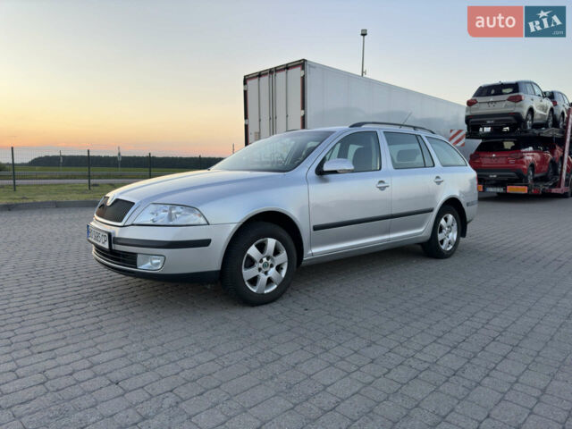 Серый Шкода Октавия, объемом двигателя 2 л и пробегом 234 тыс. км за 7200 $, фото 1 на Automoto.ua