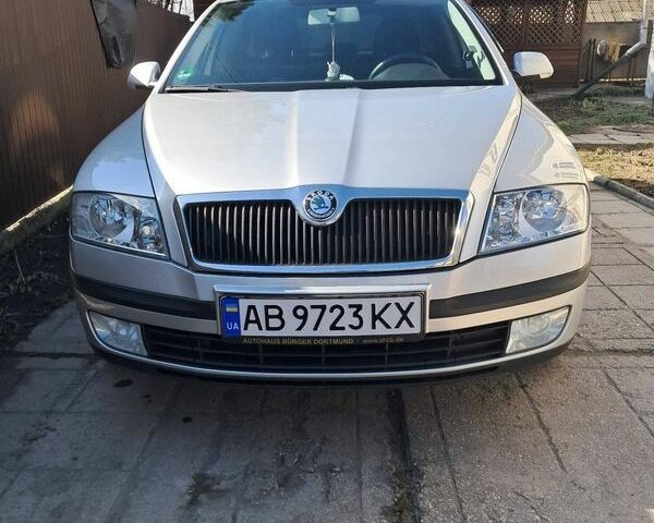 Сірий Шкода Октавія, об'ємом двигуна 1.6 л та пробігом 241 тис. км за 6500 $, фото 1 на Automoto.ua