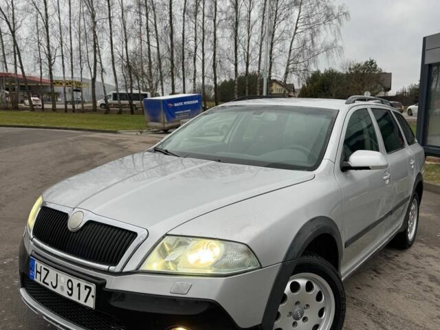 Серый Шкода Октавия, объемом двигателя 2 л и пробегом 303 тыс. км за 2500 $, фото 1 на Automoto.ua