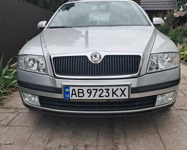 Серый Шкода Октавия, объемом двигателя 1.6 л и пробегом 240 тыс. км за 6700 $, фото 1 на Automoto.ua