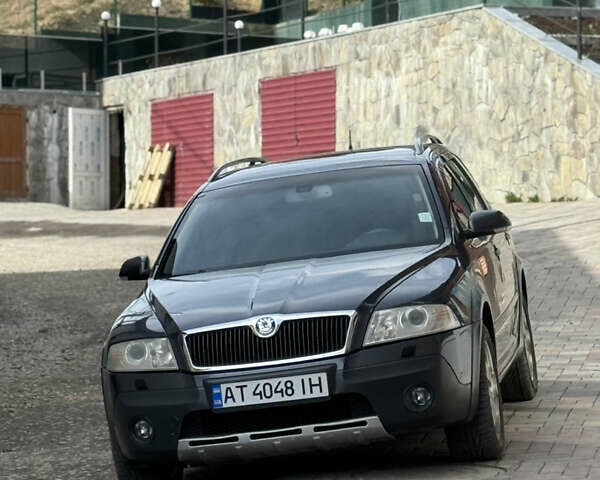 Сірий Шкода Октавія, об'ємом двигуна 2 л та пробігом 283 тис. км за 8100 $, фото 1 на Automoto.ua