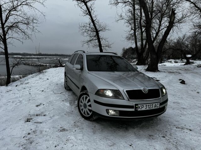 Серый Шкода Октавия, объемом двигателя 2 л и пробегом 208 тыс. км за 7000 $, фото 1 на Automoto.ua