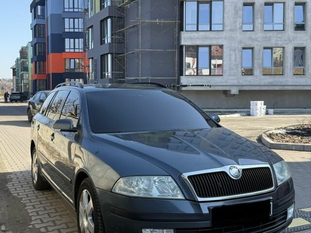 Серый Шкода Октавия, объемом двигателя 2 л и пробегом 340 тыс. км за 3200 $, фото 1 на Automoto.ua