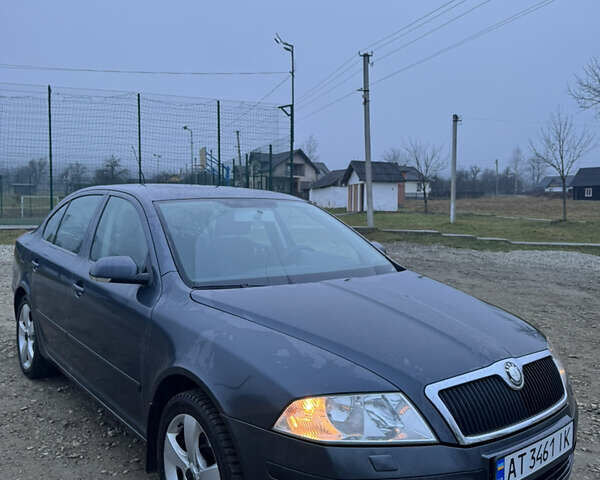 Серый Шкода Октавия, объемом двигателя 1.6 л и пробегом 270 тыс. км за 5750 $, фото 1 на Automoto.ua