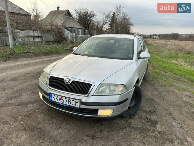 Серый Шкода Октавия, объемом двигателя 2 л и пробегом 450 тыс. км за 3100 $, фото 1 на Automoto.ua