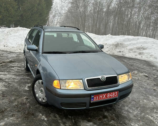 Серый Шкода Октавия, объемом двигателя 1.6 л и пробегом 153 тыс. км за 6099 $, фото 1 на Automoto.ua