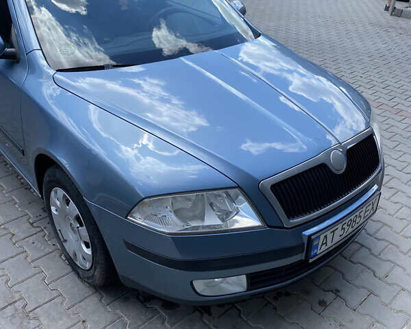 Серый Шкода Октавия, объемом двигателя 1.6 л и пробегом 277 тыс. км за 6500 $, фото 1 на Automoto.ua