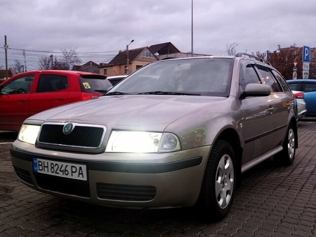 Серый Шкода Октавия, объемом двигателя 1.6 л и пробегом 227 тыс. км за 5400 $, фото 1 на Automoto.ua