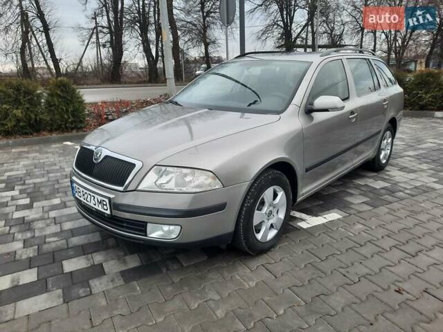 Сірий Шкода Октавія, об'ємом двигуна 1.6 л та пробігом 163 тис. км за 7000 $, фото 1 на Automoto.ua