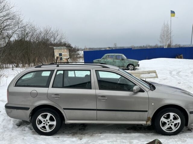 Сірий Шкода Октавія, об'ємом двигуна 1.9 л та пробігом 320 тис. км за 3200 $, фото 1 на Automoto.ua