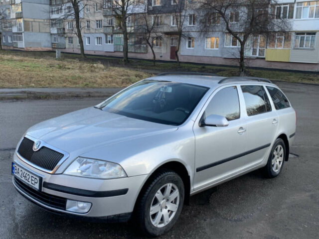 Серый Шкода Октавия, объемом двигателя 1.6 л и пробегом 266 тыс. км за 6499 $, фото 1 на Automoto.ua