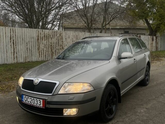 Серый Шкода Октавия, объемом двигателя 1.9 л и пробегом 250 тыс. км за 3100 $, фото 1 на Automoto.ua