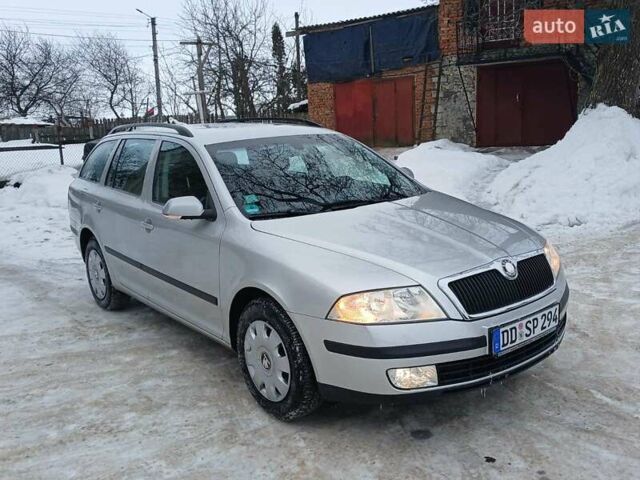 Серый Шкода Октавия, объемом двигателя 1.6 л и пробегом 248 тыс. км за 6350 $, фото 1 на Automoto.ua