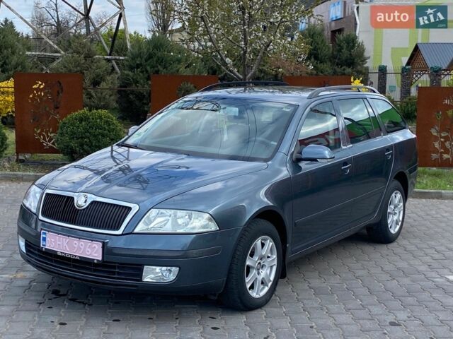 Серый Шкода Октавия, объемом двигателя 1.6 л и пробегом 213 тыс. км за 6100 $, фото 1 на Automoto.ua