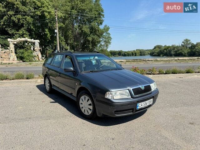 Сірий Шкода Октавія, об'ємом двигуна 1.6 л та пробігом 338 тис. км за 4000 $, фото 1 на Automoto.ua