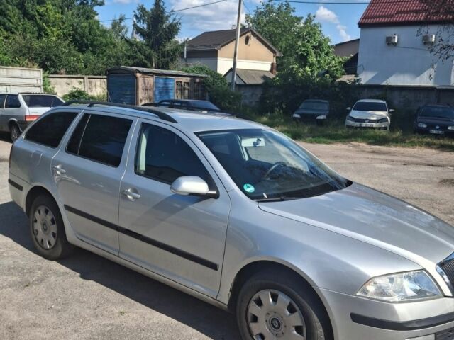 Серый Шкода Октавия, объемом двигателя 1.6 л и пробегом 226 тыс. км за 5800 $, фото 1 на Automoto.ua