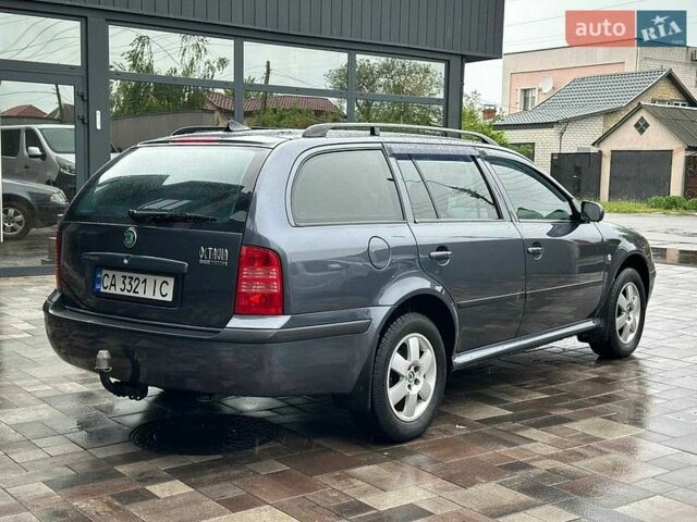 Серый Шкода Октавия, объемом двигателя 1.6 л и пробегом 227 тыс. км за 5200 $, фото 1 на Automoto.ua