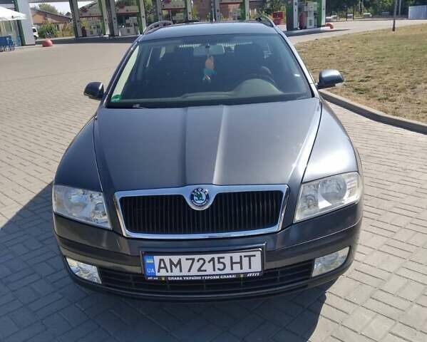 Сірий Шкода Октавія, об'ємом двигуна 1.6 л та пробігом 226 тис. км за 7300 $, фото 1 на Automoto.ua
