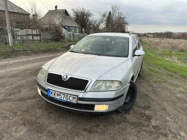 Серый Шкода Октавия, объемом двигателя 2 л и пробегом 450 тыс. км за 3100 $, фото 1 на Automoto.ua