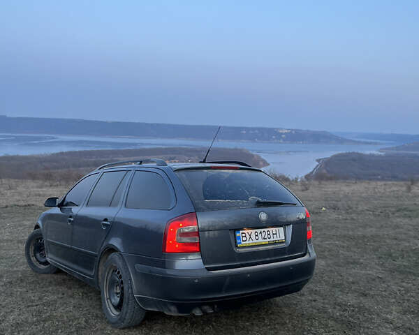 Серый Шкода Октавия, объемом двигателя 1.97 л и пробегом 302 тыс. км за 6400 $, фото 1 на Automoto.ua