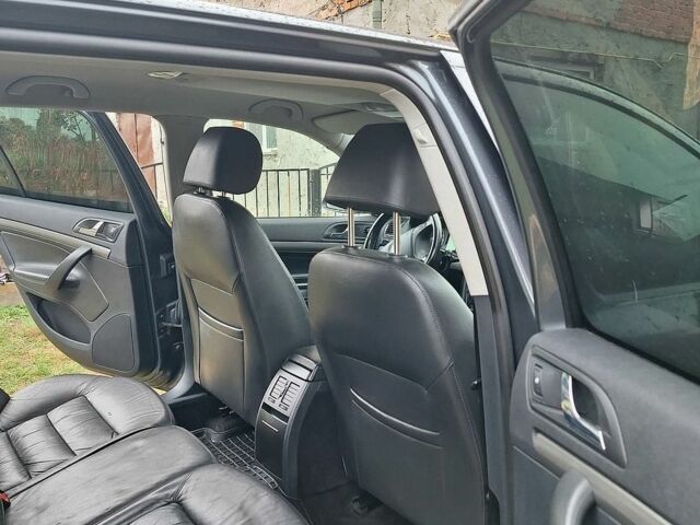 Сірий Шкода Октавія, об'ємом двигуна 1.97 л та пробігом 236 тис. км за 6500 $, фото 1 на Automoto.ua