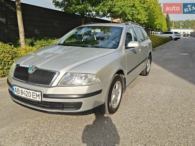 Сірий Шкода Октавія, об'ємом двигуна 1.6 л та пробігом 178 тис. км за 5900 $, фото 1 на Automoto.ua
