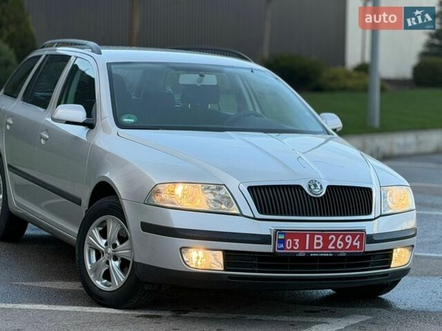 Серый Шкода Октавия, объемом двигателя 1.6 л и пробегом 207 тыс. км за 6350 $, фото 1 на Automoto.ua