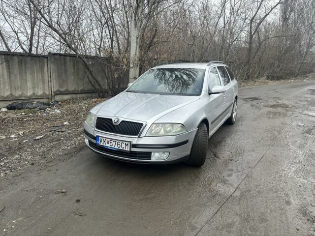 Серый Шкода Октавия, объемом двигателя 2 л и пробегом 440 тыс. км за 3350 $, фото 1 на Automoto.ua