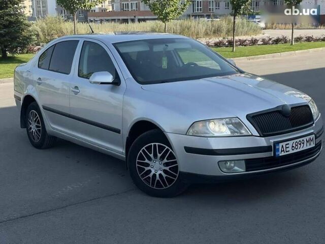 Серый Шкода Октавия, объемом двигателя 2 л и пробегом 313 тыс. км за 4999 $, фото 1 на Automoto.ua
