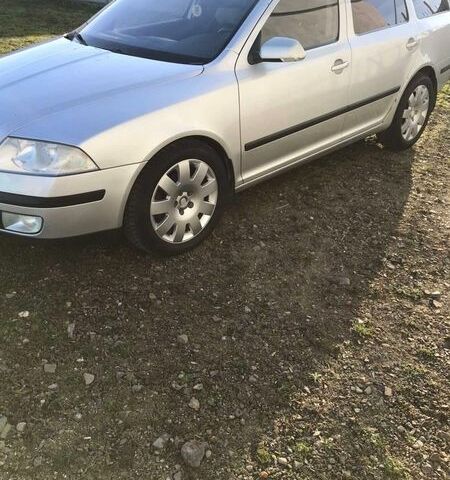 Серый Шкода Октавия, объемом двигателя 2 л и пробегом 310 тыс. км за 7650 $, фото 1 на Automoto.ua