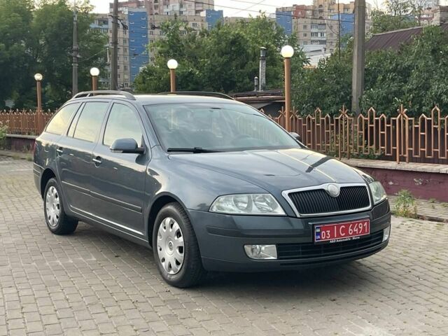 Сірий Шкода Октавія, об'ємом двигуна 0 л та пробігом 199 тис. км за 6000 $, фото 1 на Automoto.ua
