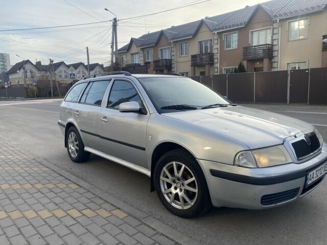 Серый Шкода Октавия, объемом двигателя 1.6 л и пробегом 270 тыс. км за 3500 $, фото 1 на Automoto.ua