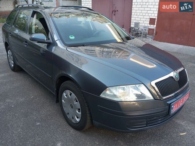 Сірий Шкода Октавія, об'ємом двигуна 1.6 л та пробігом 215 тис. км за 6600 $, фото 1 на Automoto.ua