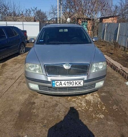 Серый Шкода Октавия, объемом двигателя 2 л и пробегом 400 тыс. км за 4650 $, фото 1 на Automoto.ua