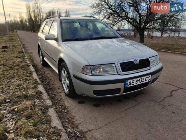 Серый Шкода Октавия, объемом двигателя 1.6 л и пробегом 238 тыс. км за 5500 $, фото 1 на Automoto.ua