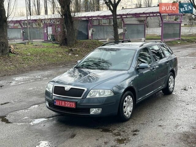 Сірий Шкода Октавія, об'ємом двигуна 1.6 л та пробігом 235 тис. км за 6000 $, фото 1 на Automoto.ua