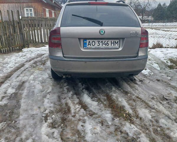 Серый Шкода Октавия, объемом двигателя 1.9 л и пробегом 350 тыс. км за 5000 $, фото 1 на Automoto.ua