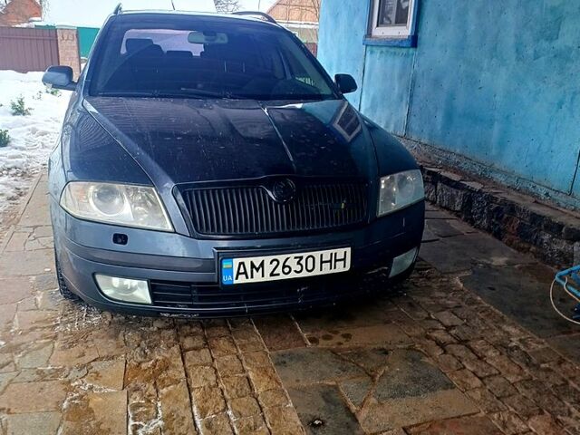 Серый Шкода Октавия, объемом двигателя 1.8 л и пробегом 30000 тыс. км за 5500 $, фото 1 на Automoto.ua