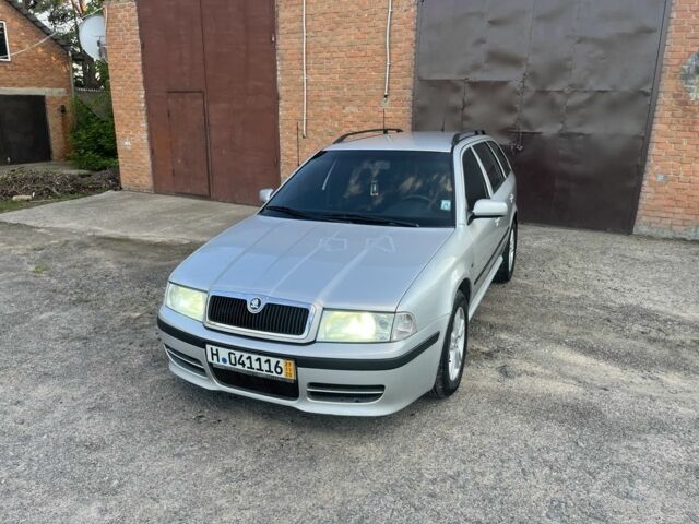 Сірий Шкода Октавія, об'ємом двигуна 1.6 л та пробігом 270 тис. км за 4350 $, фото 1 на Automoto.ua