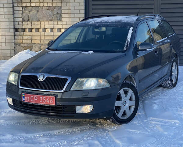 Серый Шкода Октавия, объемом двигателя 1.6 л и пробегом 218 тыс. км за 6700 $, фото 1 на Automoto.ua