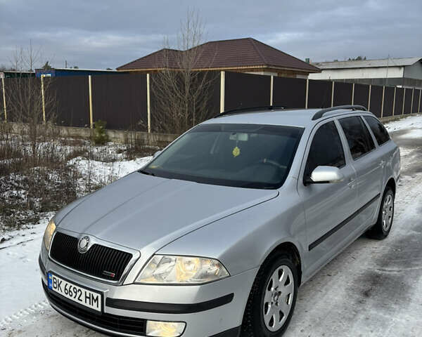 Серый Шкода Октавия, объемом двигателя 1.9 л и пробегом 280 тыс. км за 5200 $, фото 1 на Automoto.ua