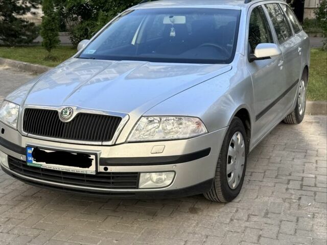 Серый Шкода Октавия, объемом двигателя 1.9 л и пробегом 396 тыс. км за 3025 $, фото 1 на Automoto.ua