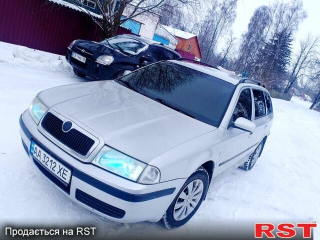 Сірий Шкода Октавія, об'ємом двигуна 1.6 л та пробігом 24100 тис. км за 5300 $, фото 1 на Automoto.ua