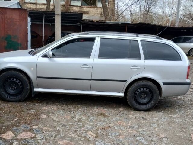 Серый Шкода Октавия, объемом двигателя 1.6 л и пробегом 179 тыс. км за 5500 $, фото 1 на Automoto.ua
