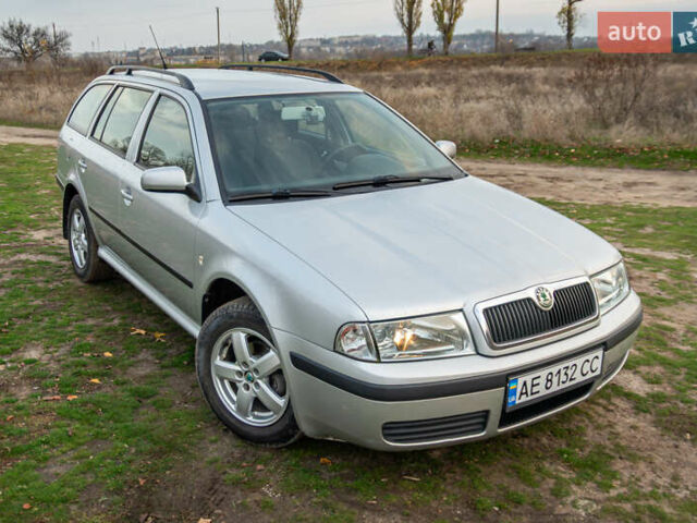 Сірий Шкода Октавія, об'ємом двигуна 1.6 л та пробігом 237 тис. км за 5799 $, фото 1 на Automoto.ua