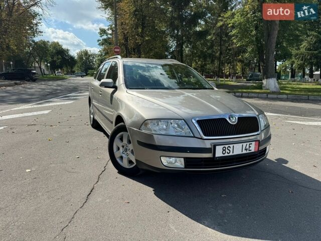 Серый Шкода Октавия, объемом двигателя 1.6 л и пробегом 198 тыс. км за 7400 $, фото 1 на Automoto.ua