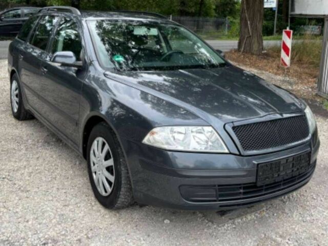 Серый Шкода Октавия, объемом двигателя 1.9 л и пробегом 242 тыс. км за 1700 $, фото 1 на Automoto.ua