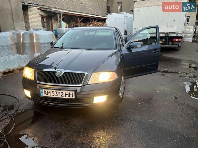 Сірий Шкода Октавія, об'ємом двигуна 1.6 л та пробігом 250 тис. км за 5800 $, фото 1 на Automoto.ua