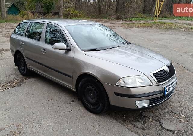 Серый Шкода Октавия, объемом двигателя 1.8 л и пробегом 274 тыс. км за 5850 $, фото 1 на Automoto.ua