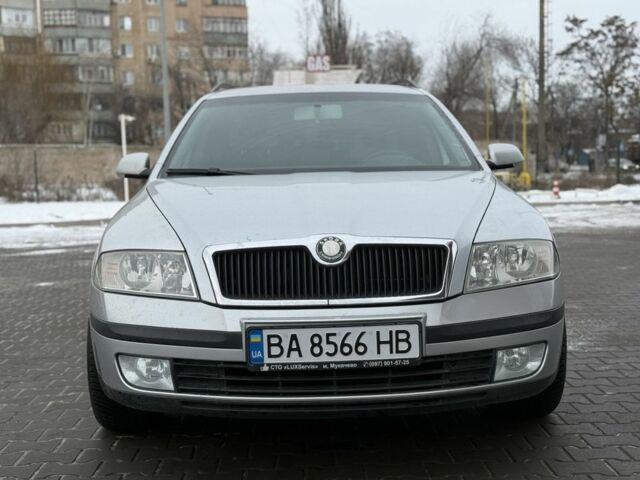 Сірий Шкода Октавія, об'ємом двигуна 1.8 л та пробігом 225 тис. км за 6799 $, фото 1 на Automoto.ua